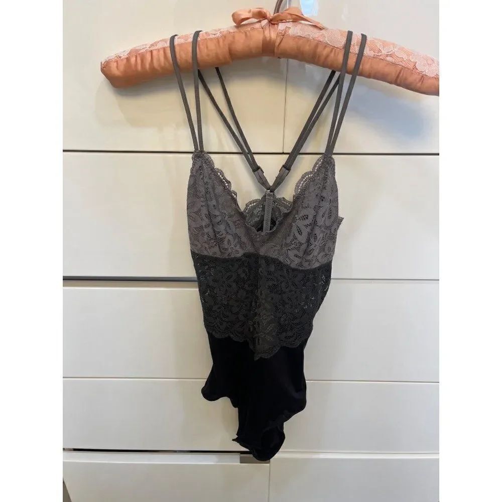 Aerie Black Gray Lace Bodysuit Teddy Size S